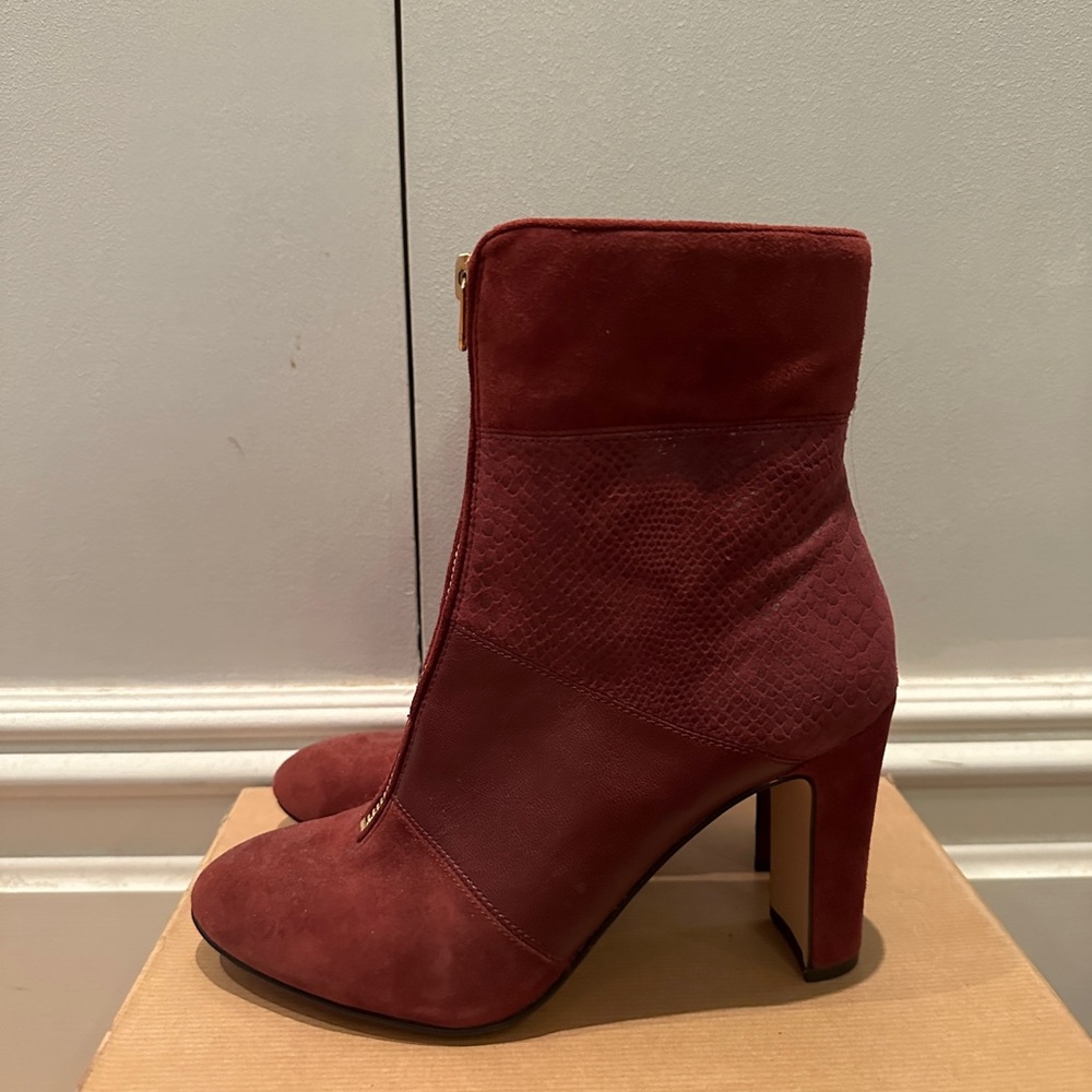 Anne Klein Ankle Boots